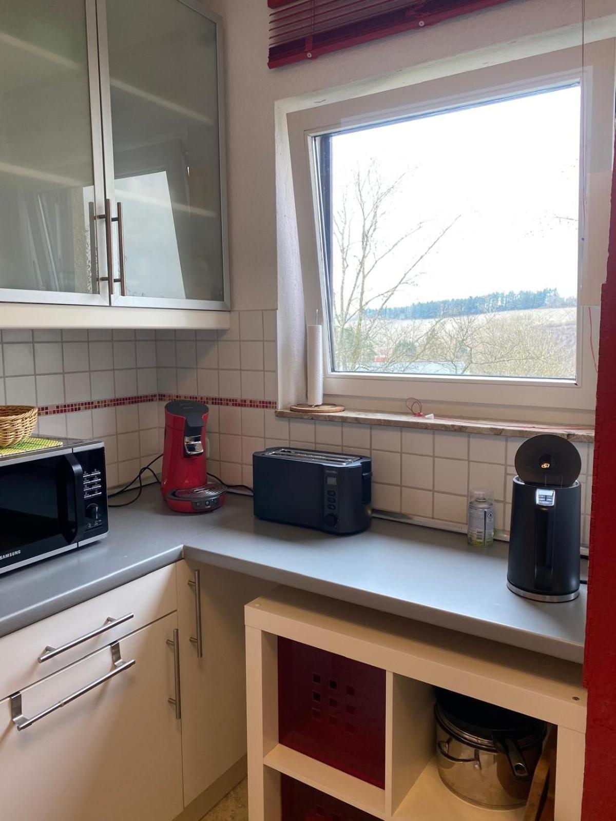 Zwei Zimmer Appartment Mit Balkon Und Stellplatz Voll Moebliert Tréveris Exterior foto